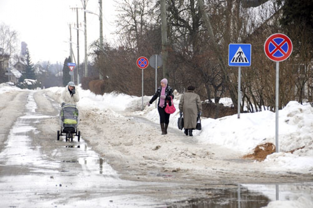 Pionieru ielā Bauskā turpmāk būs ērtāka un drošāka pārvietošanās.