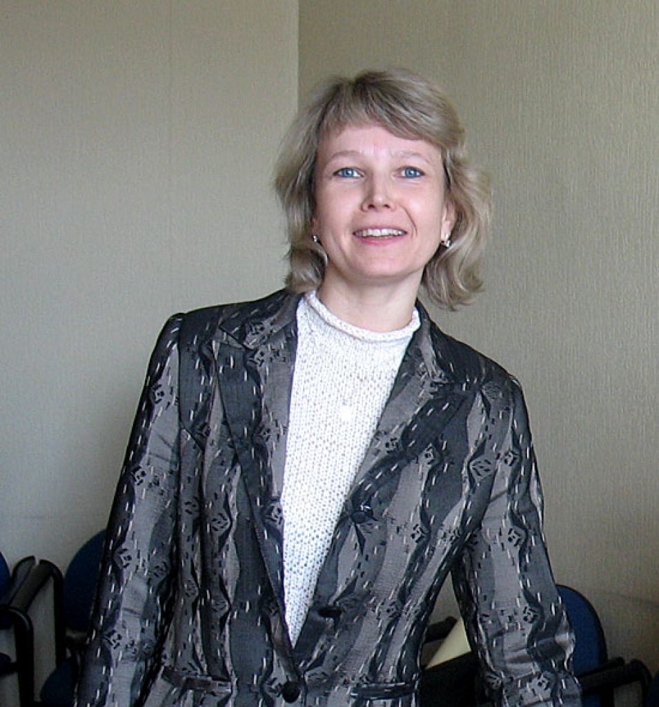 Bauskas tautas nama vadītājas Ilvas Vansovičas pienākums ir pārraudzīt visu novada kultūras dzīvi. Tādēļ 27. martā Starptautisko teātra dienu novada amatierteātrus viņa aicina svinēt kopā. 
Autors: Vilnis Auzāns