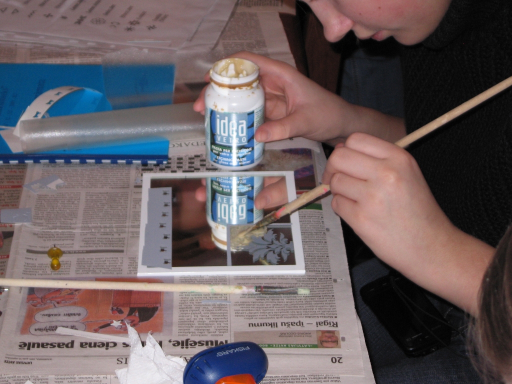 Top sarmoti raksti uz spoguļa.
Autors: Antra Ērgle