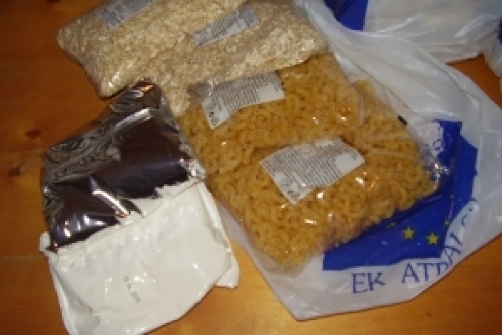 Pārtikas pakas ES finansētajā palīdzības programmā vistrūcīgākajiem Sarkanā Krusta Bauskas komiteja cer sākt dalīt 31. martā.
Autors: no «Bauskas Dzīves» arhīva