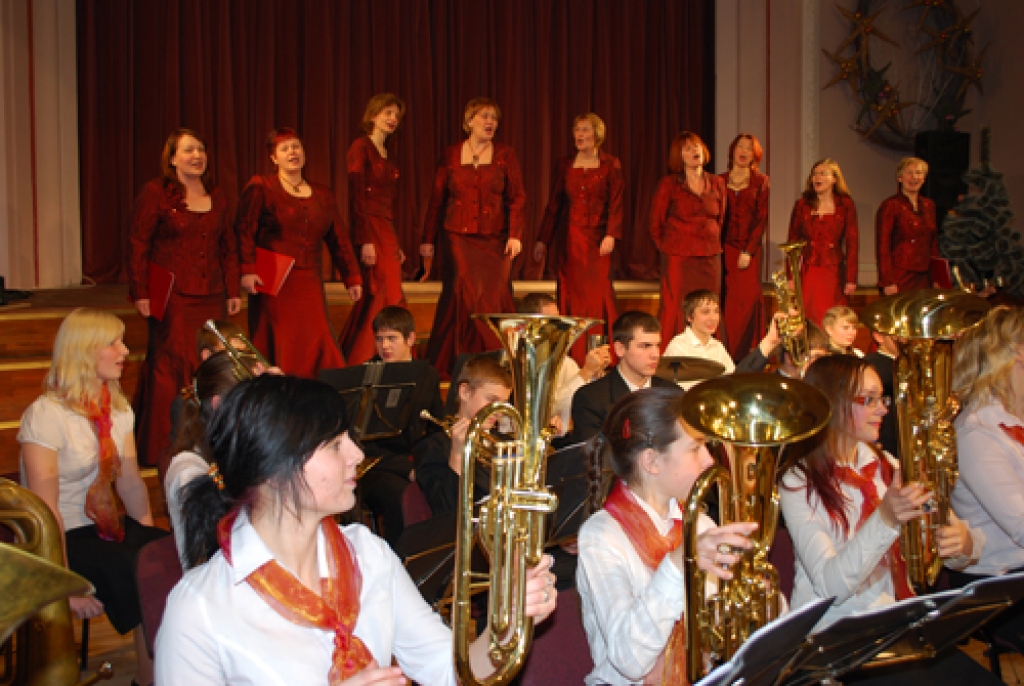 Bauskas pūtēju orķestris un Skaistkalnes pūtēju orķestris sacentīsies ar 12 līdzīgām grupām no citiem valsts novadiem.
Autors: no «Bauskas Dzīves» arhīva