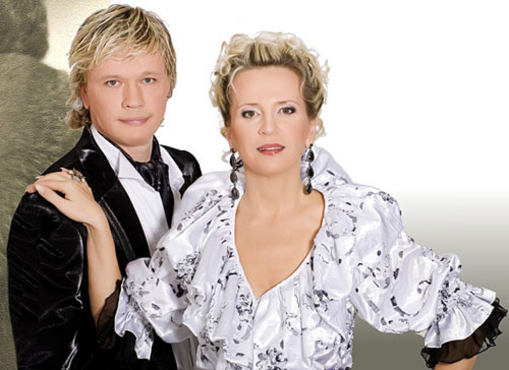 Aktrises Antras Liedskalniņas dzimšanas dienai veltītu koncertprogrammu Bauskā sniegs viņas dēls mūziķis Harijs Ozols un dziedātāja Santa Zapacka.
Autors: Publicitātes foto