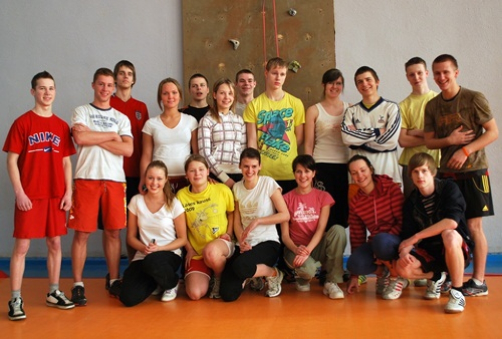 Klinšu kāpšanas disciplīnas sacensību dalībnieki. 
Autors: Uldis Varnevičs