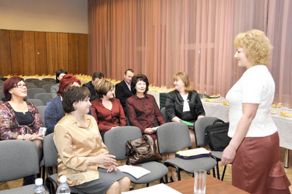 Triju pagastu ļaudīm iespējams izmantot Rundāles kooperatīvās krājaizdevu sabiedrības pakalpojumus, to raksturojumu sniedz valdes priekšsēdētāja Marija Teišerska.