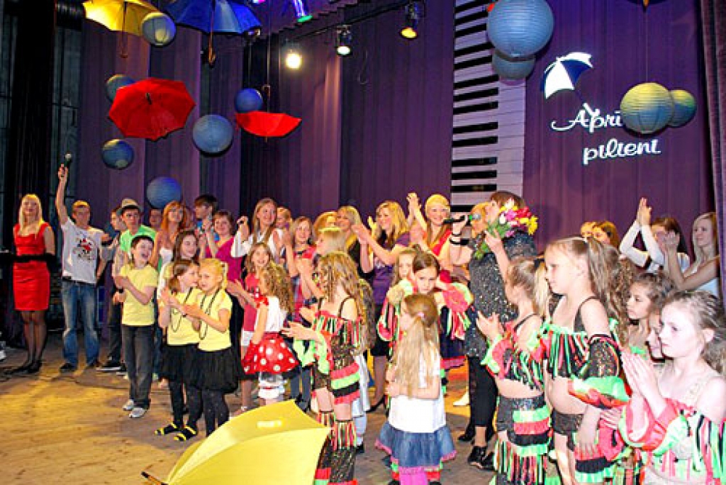 Skanīgs koncerts, kurā muzicēja studijas «Aprīļa pilieni» dalībnieki un uzstājās deju grupa «Lēra», bija pērn, 17. maijā.