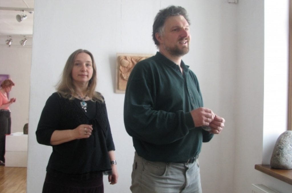 Tālivaldis un Ieva Muzikanti, Baldones mākslas skolas pedagogi, jau ilgstoši sadarbojas ar Bauskas novadpētniecības un mākslas muzeju.
Autors: No «Bauskas Dzīves» arhīva.