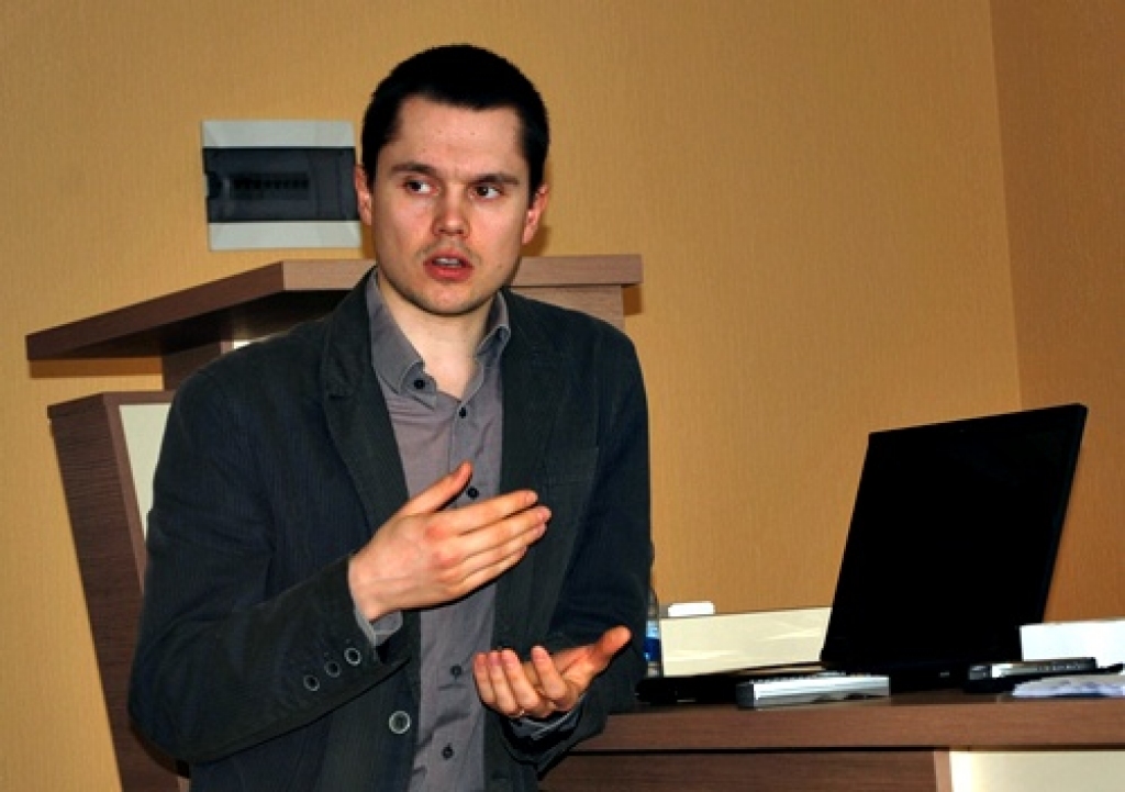 Edgars Letinskis aicināja nebaidīties pieteikties un reizē arī regulāri konsultēties par iespējamām neskaidrībām pieteikumu veidlapās. 
Autors: Uldis Varnevičs