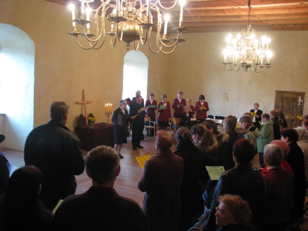 Pestīšanas Armijas Bauskas korpusa rīkotais Lieldienu rīta dievkalpojums Bauskas pilī.
Autors: www.bauskasdzive.lv