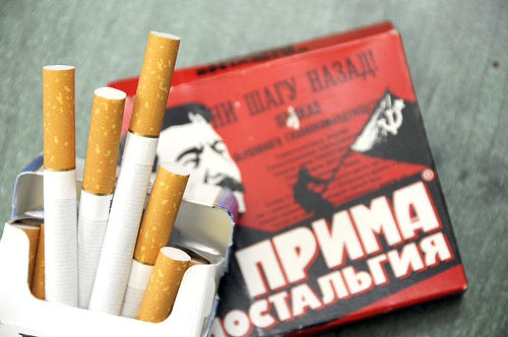 Iegādājoties nelegālās cigaretes, varot labi ietaupīt. Taču, ja šāds pīpmanis nonāk policijas redzeslokā, izdevumi var sasniegt daudzus desmitus latu. 
Autors: Ivars Bogdanovs