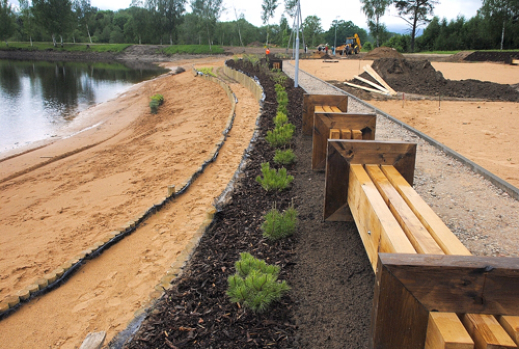Ūdens līmenis Vecumnieku ezerā atgūst sākotnējās aprises, un šeit daudz patīkamāka būs peldēšanās.
Autors: Juris Iļņickis