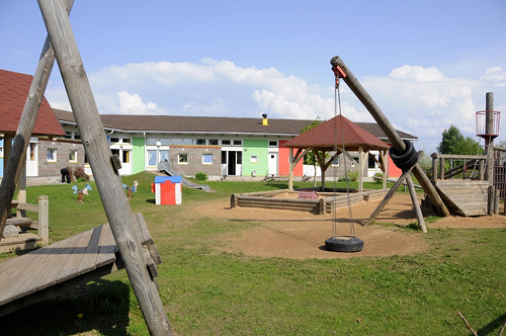 Īslīces SOS ciemata teritorijā esošais bērnudārzs 2012. gadā var izrādīties nevienam nevajadzīgs.
Autors: Ivars Bogdanovs