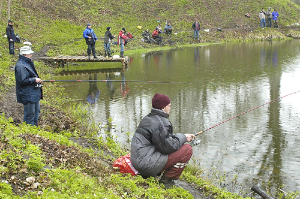 Karpu makšķerēšana Bangu dīķī.
Autors: no «Bauskas Dzīves» arhīva