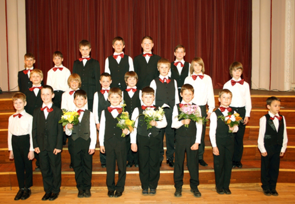 Misas vidusskolas zēnu koris ir vienīgais mūspuses četros novados.
Autors: no «Bauskas Dzīves» arhīva.