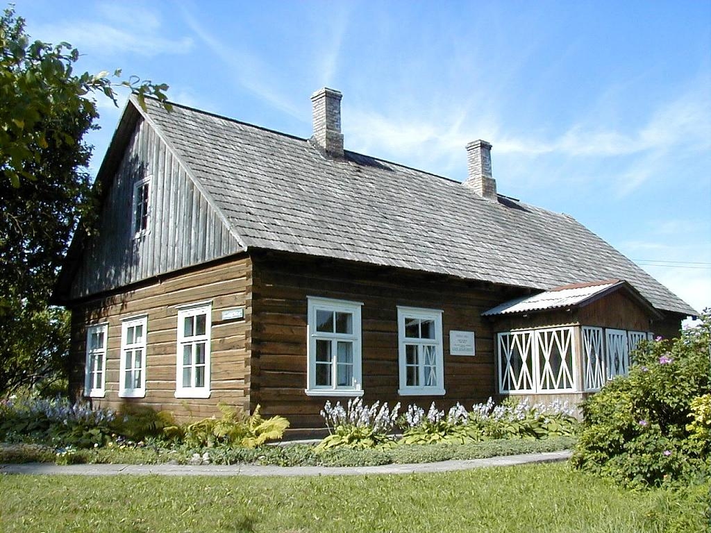 Brāļu Amtmaņu muzejā Valles pagasta «Zvanītāju Bukās» šīs nedēļas nogalē, 13. jūnijā, iededzinās svecīti Zigfrīda Kalniņa piemiņai. 