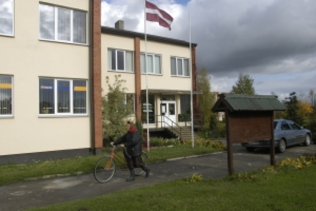 Ar pulcēšanos pie pašvaldības ēkas un gājienu uz Rundāles pili iecerēts sākt pirmos Rundāles novada svētkus 5. jūnijā. 
Autors: No «Bauskas Dzīves» arhīva.