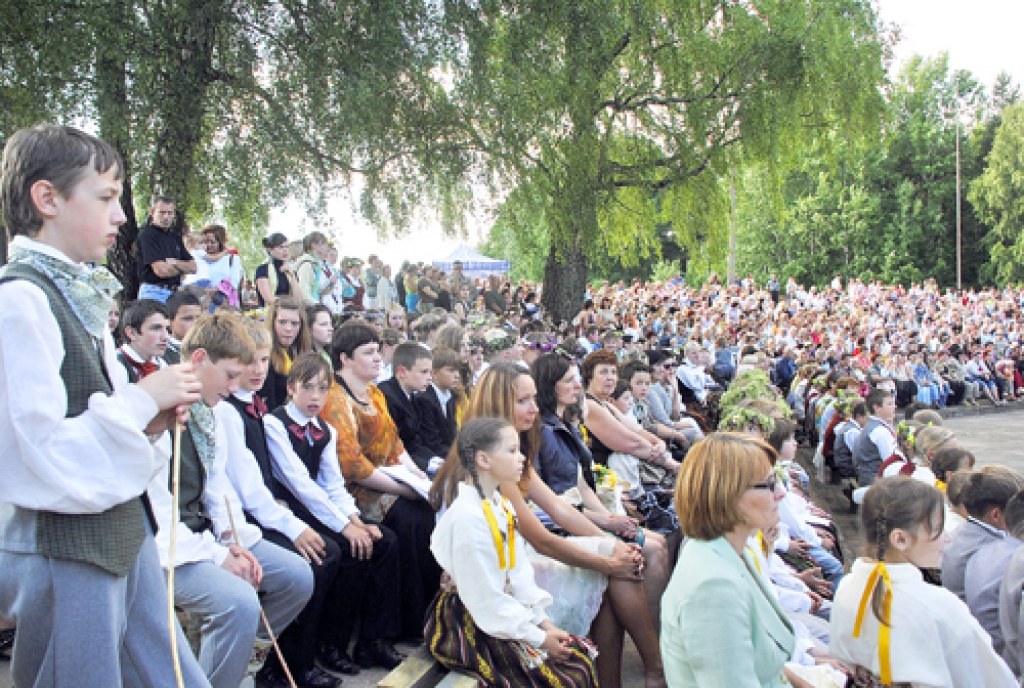 Lielkoncerts, kas ilga vairākas stundas, skatītājiem ļoti patika.