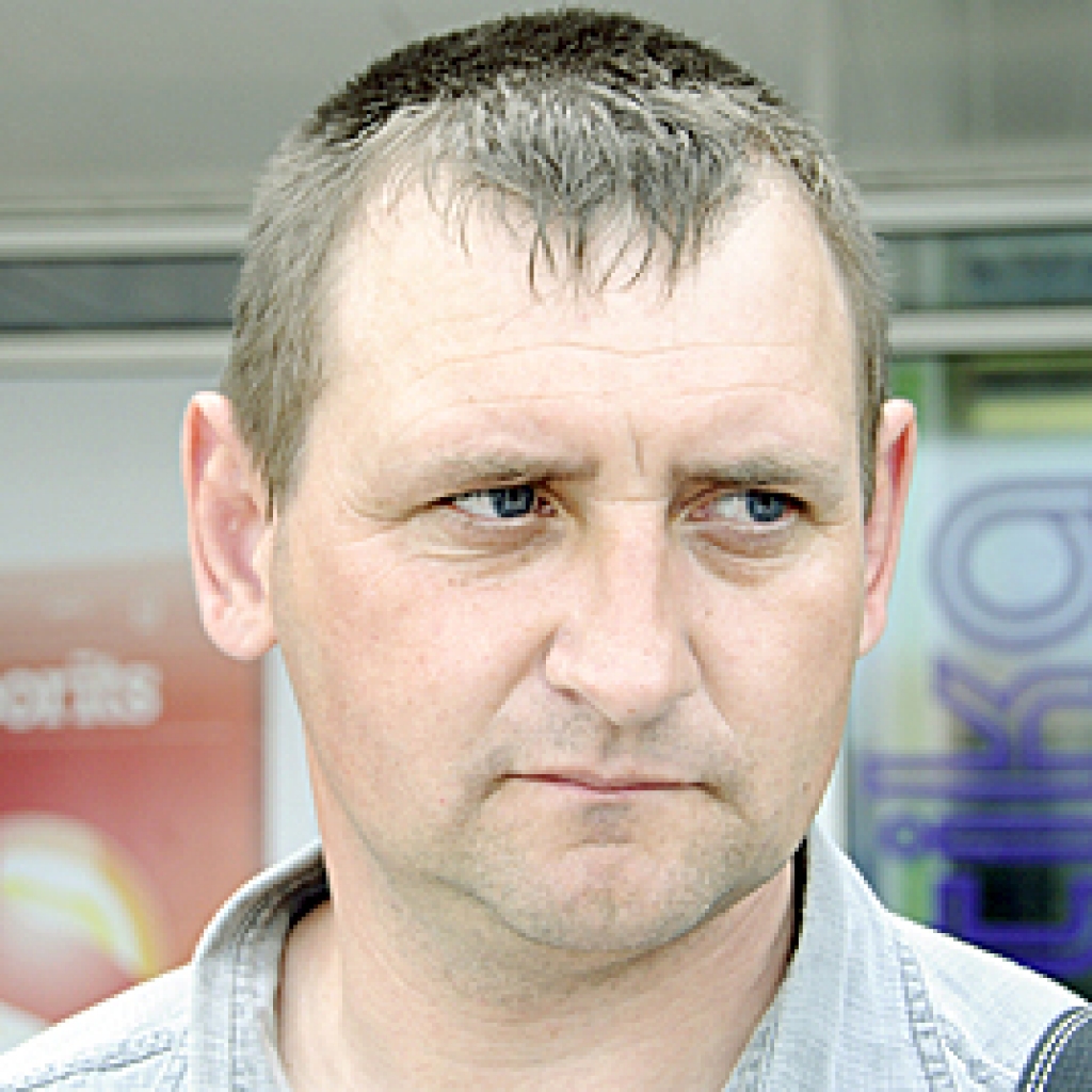 ANDREJS VALAŠKĒVIČS.