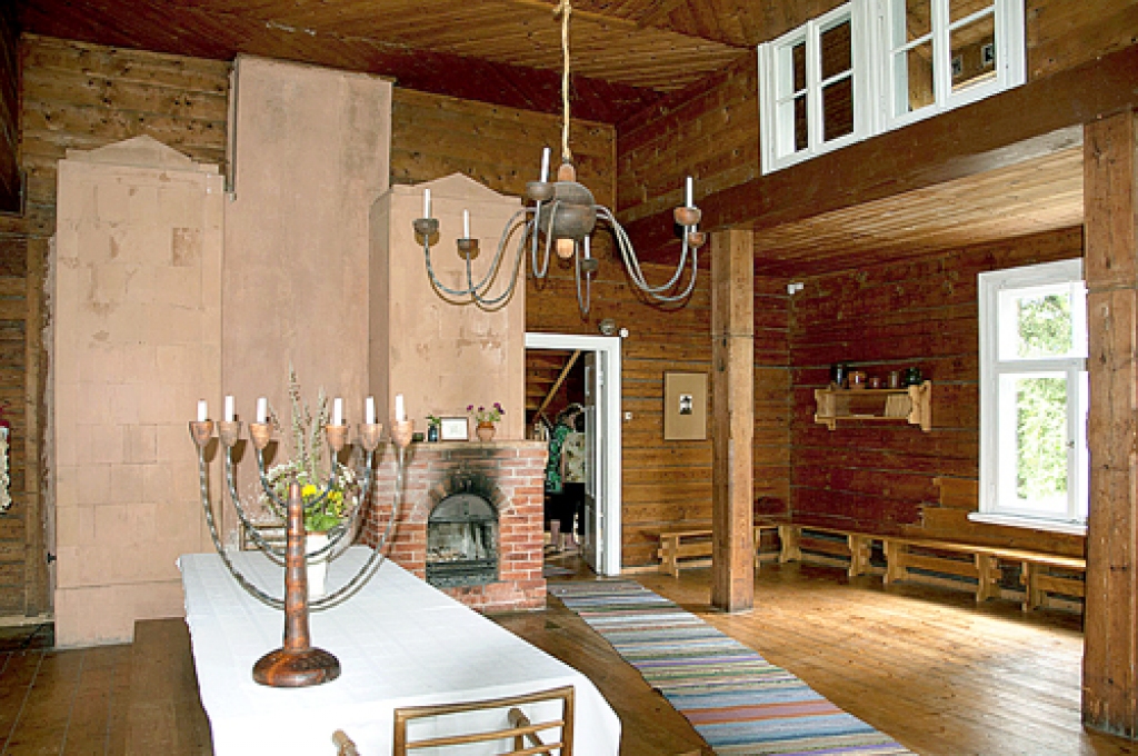 «Saulrietus» piebaldzēni dēvē par Mākoņu Katrīnas vējlukturi. 