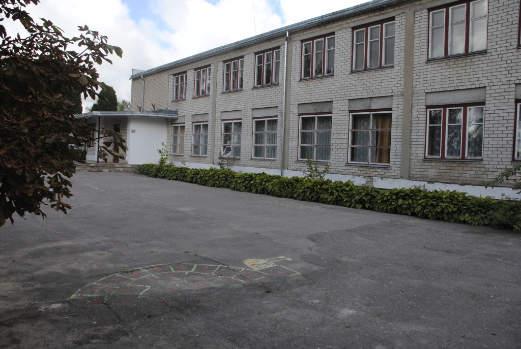 Bijušajā Bērzu pamatskolas ēkā šodien netiks svinēts 1. septembris.
Autors: Ivars Bogdanovs