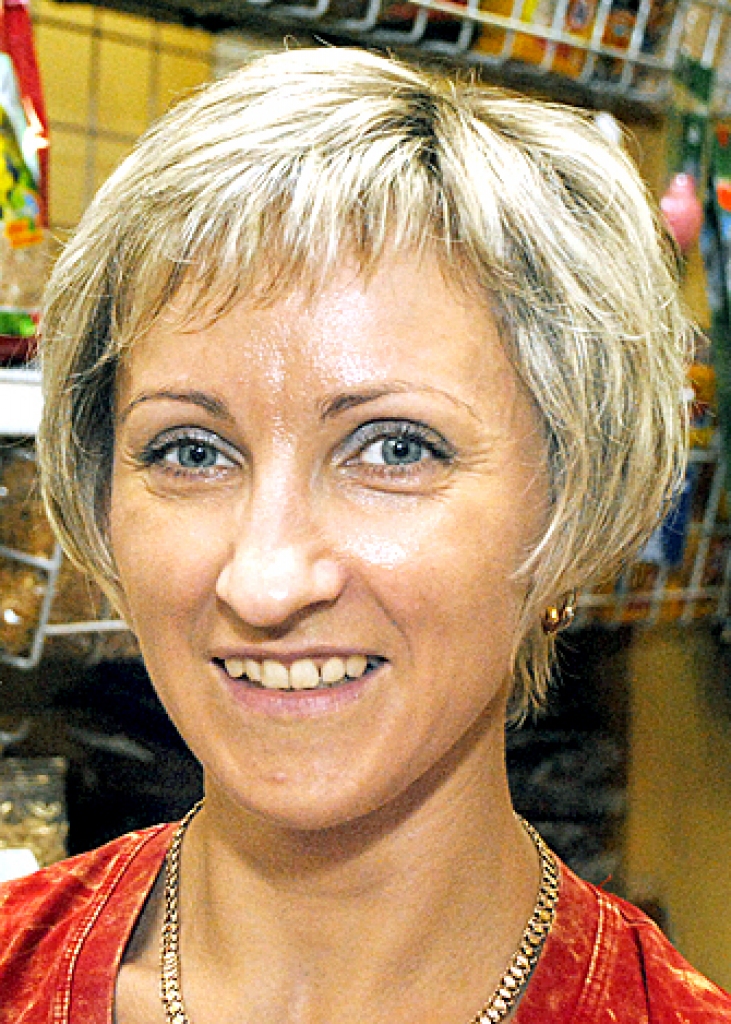 DACE RĀZNA.
