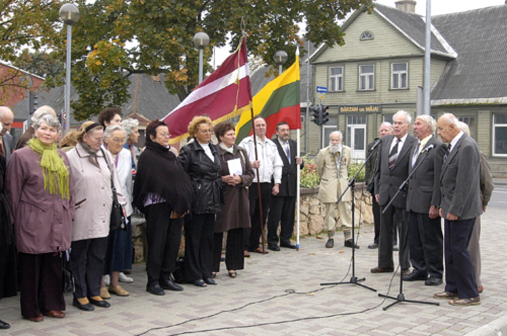 Baltu vienības dienu jau daudzus septembrus svin Bauskā, Bauskas un Vecumnieku novadā, kā arī citviet.
Autors: no «Bauskas Dzīves» arhīva