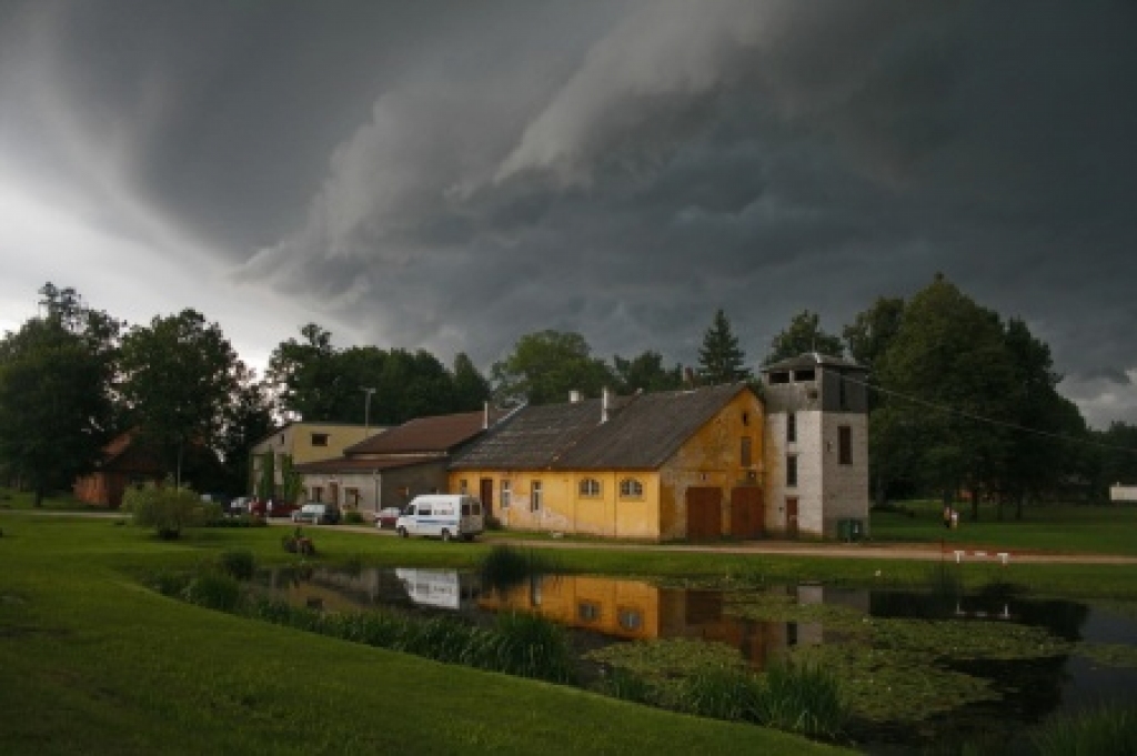 Viena no konkursa bildēm - Kanapenes svētku noslēgumā.
Autors: Artūrs Enkurs