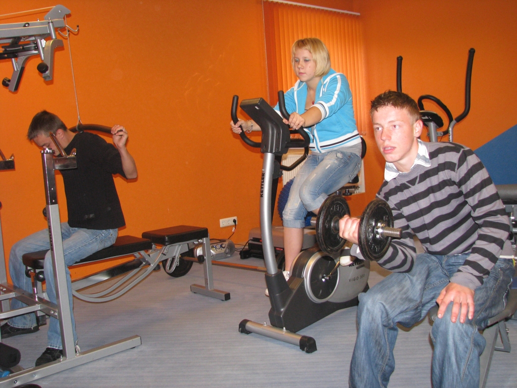 Trenažieru zāle ierīkota arī Bauskas novada Vecsaules pagasta Ozolainē.
Autors: No «Bauskas Dzīves» arhīva.