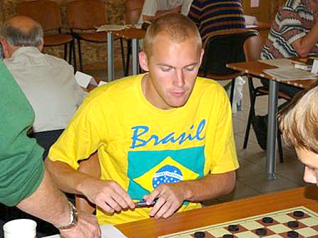 Baušķenieks Mārtiņš Junkurēns ir iekļauts Eiropas izlasē, ko veido Nīderlande, lai pārstāvētu veco kontinentu pasaules jauno meistaru cīņās Ķīnā.
Autors: no «Bauskas Dzīves» arhīva