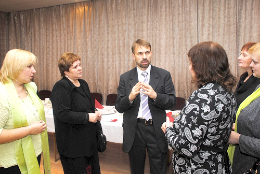 Aldis Liepa, valsts aģentūras «Kultūras informācijas sistēmas» Valsts vienotās bibliotēku informācijas sistēmas projekta direktors diskusijā ar bibliotekārēm.
Autors: Ivars Bogdanovs