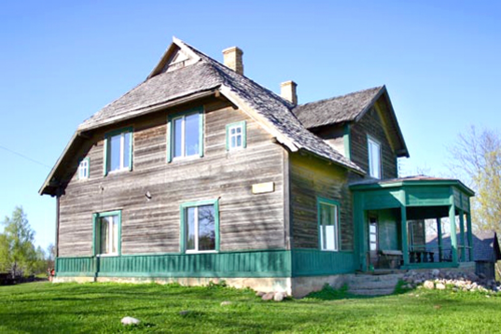 Cesvaines novada «Jurguci» ir 1928. gadā celta māja, ko atjaunojuši tagadējie īpašnieki. 