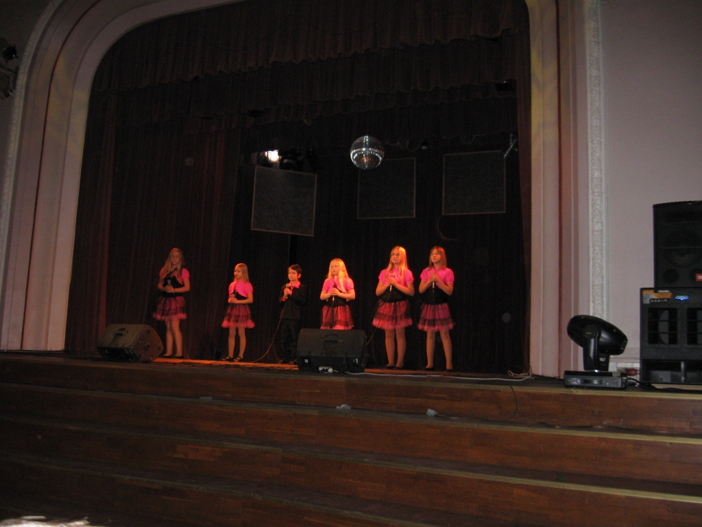 Bauskas šaha un dambretes klubā svētdien, 19.decembrī, pulcējās šaha spēles cienītāji, lai piedalītos tradicionālajā «Ziemassvētku kausa» izcīņā. Dalībnieki aizvadīja divus turnīrus, katrā no tiem izspēlējot septiņas partijas. Turnīros...
Autors: Uldis Varnevičs