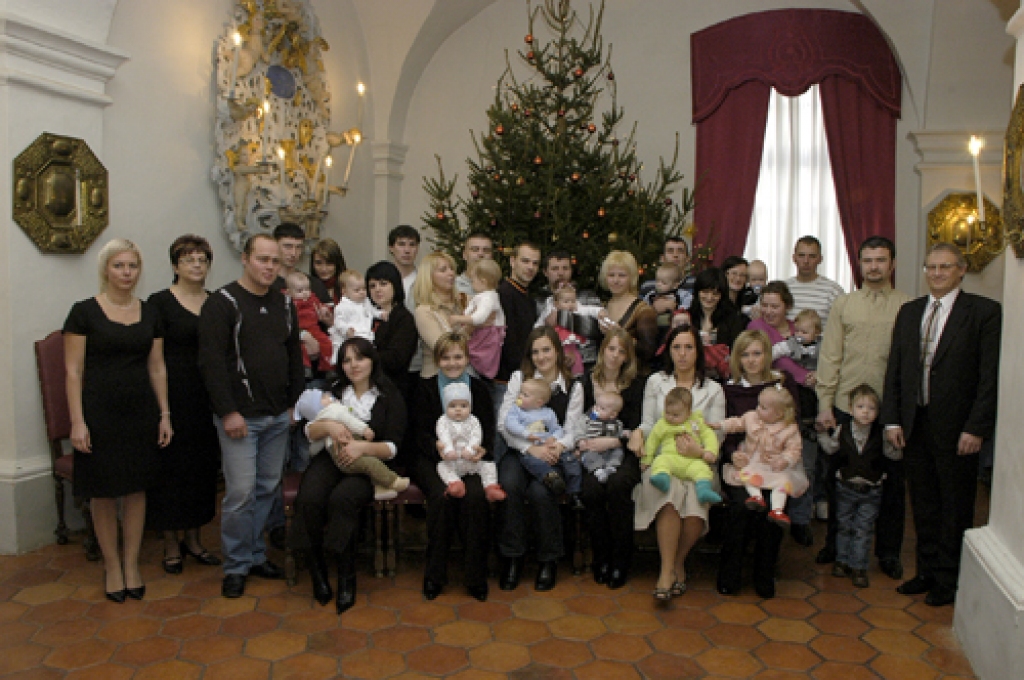 Svētku dalībnieku kopbilde 17.decembrī Rundāles pilī.
Autors: Ivars Bogdanovs