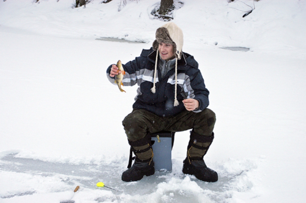 Zemledus copes sacīkstēs Rundālē.