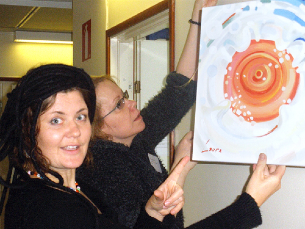 Laura Ikerte piedalījās projekta mākslas darbu veidošanā. 