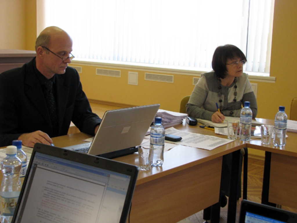 Vides un attīstības komitejas vadītājs Jānis Feldmanis uzsvēra, ka 10.februārī notikusi vēl tikai pirmā publiskā prezentācija iecerētajai reformai.
Autors: Vilnis Auzāns