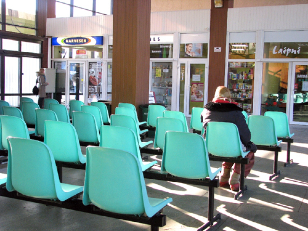 Ceturtdienas, 24. marta, rītā Bauskas autoostā bija neierasts klusums un tukšums. 