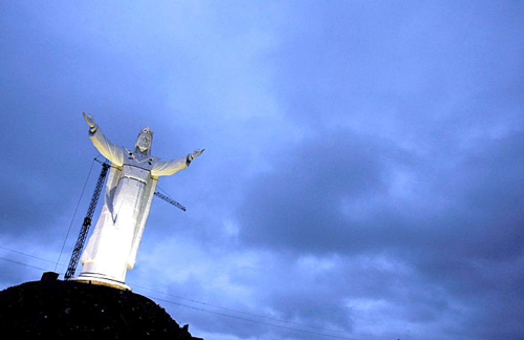 Jēzus statuja Svebodzinā. 