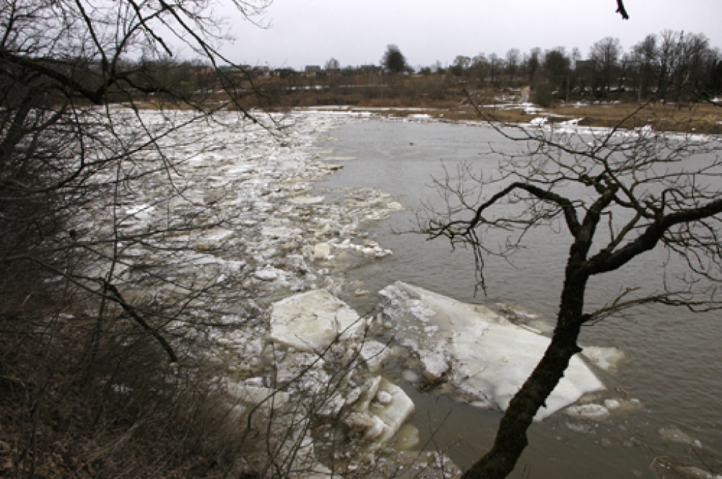 Ledus Lielupē pie Mežotnes sakustējās 26. martā.
Autors: no 