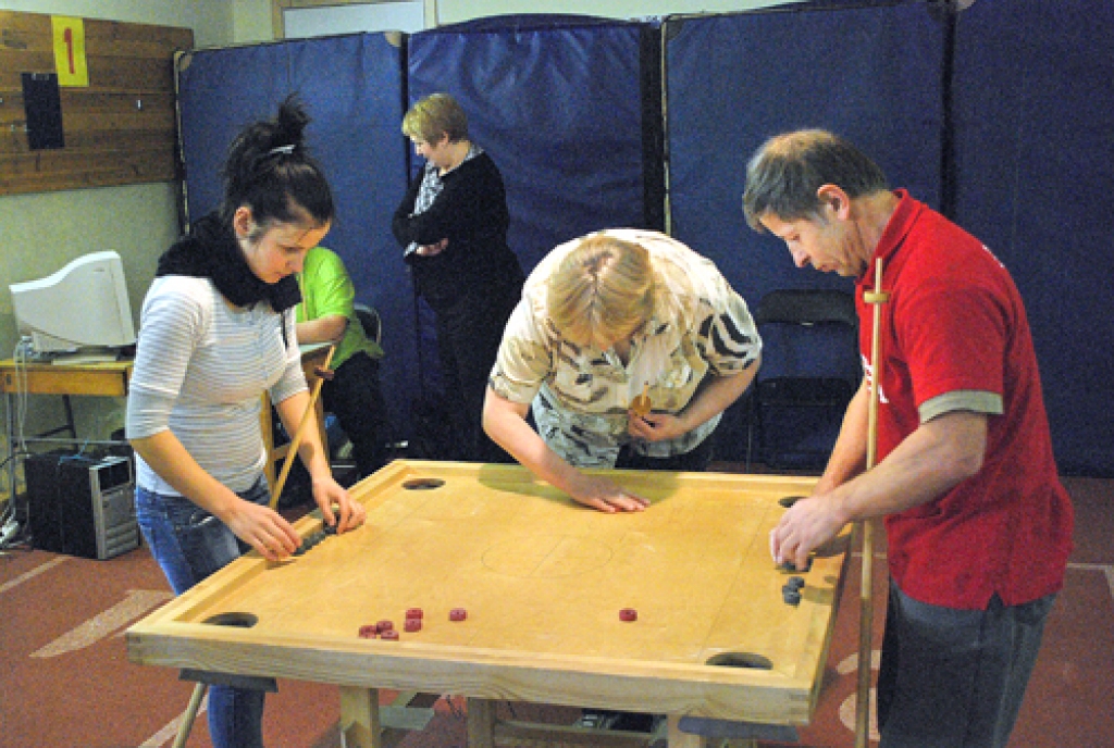 Codiete Rūta Zemīte (no kreisās) un mežotnieks Aldis Pavilons pusfinālā spēles sāks ar ceturtdaļfinālā iegūtiem septiņiem punktiem. 
Autors: Uldis Varnevičs