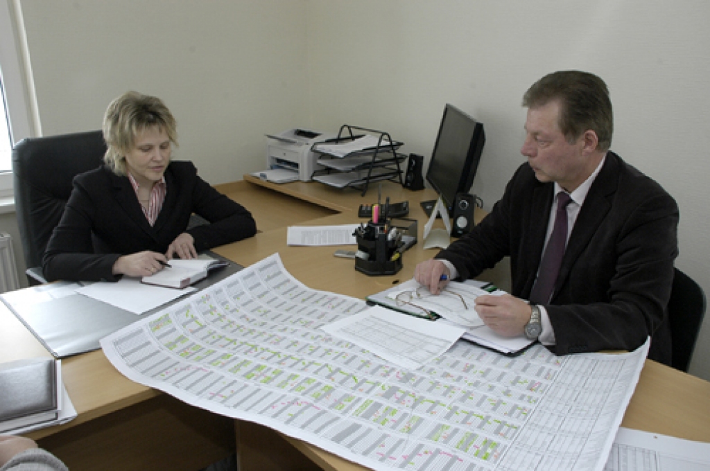 Gatavojoties funkciju pārņemšanai, SIA «Vides serviss» speciālisti apmeklēja pagastu pārvaldes. Pagājušajā nedēļā darba tikšanās notika Codes pagasta pārvaldē. 
Autors: Ivars Bogdanovs