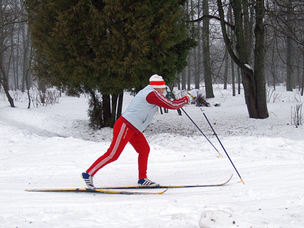 Novada slēpošanas līdere Anna Pakalna trasē Iecavas parkā.
Autors: No laikraksta «Bauskas Dzīve» arhīva.