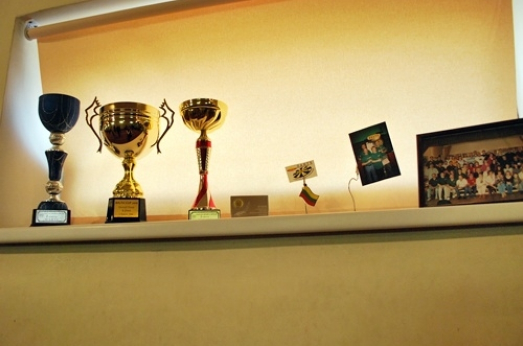 Bauskas novada sporta bāzes manēžā 23. aprīlī tika aizvadīts ikgadējais Bauskas novada atklātais čempionāts šautriņu mešanā dāmām un kungiem individuāli «Bauskas kauss 2011». 

Uz sacensībām bija ieradušies 70 dalībnieku no Latvijas un...
Autors: Uldis Varnevičs