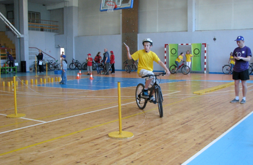 «Spicākā velobraucēja» titulu individuālajā vērtējumā ieguva Kārlis Edvards Ozoliņš no Iecavas vidusskolas.
Autors: Vilnis Auzāns