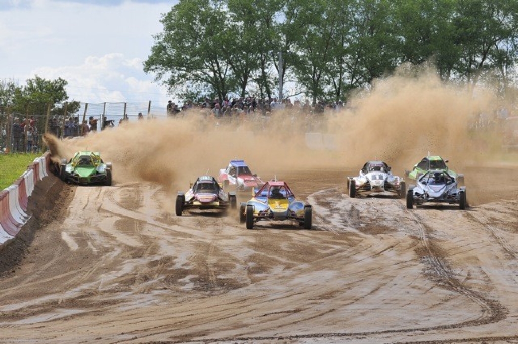 Fotoattēlam ilustratīva nozīme.