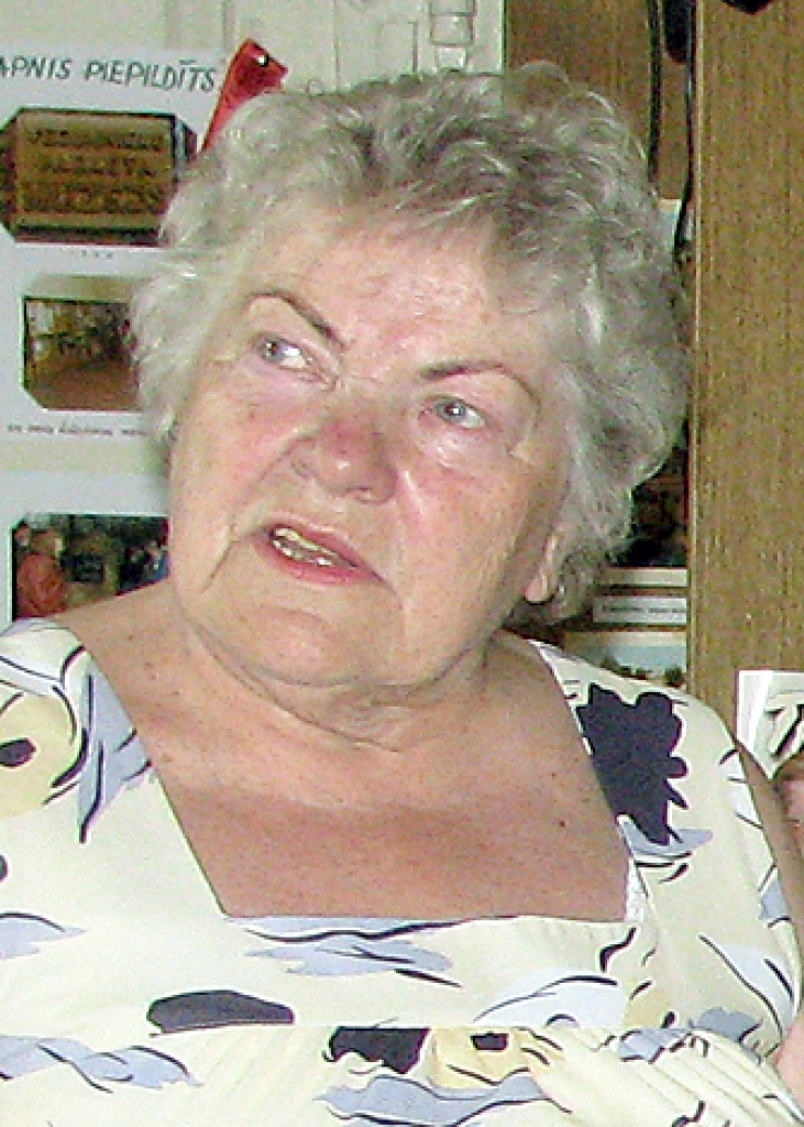 ALOIDA BAĶE.