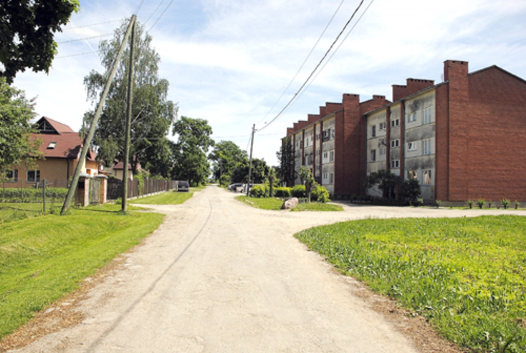 Biržu ielā Bauskā vispirms varētu sākties ar ūdenssaimniecības rekonstrukciju un uzlabošanu saistītie darbi.
Autors: Ivars Bogdanovs