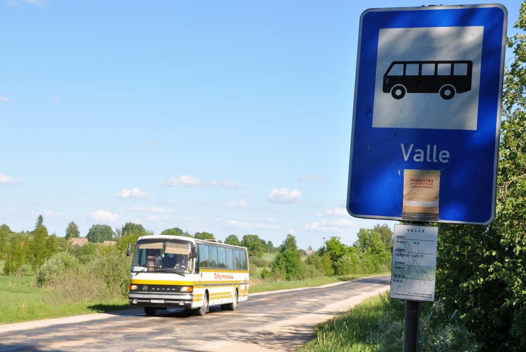 Pārmaiņas autobusu kustības grafikā nelabvēlīgi ietekmēs Vecumnieku novada Kurmenes, Taurkalnes un Valles iedzīvotājus.
Autors: Žanna Zālīte