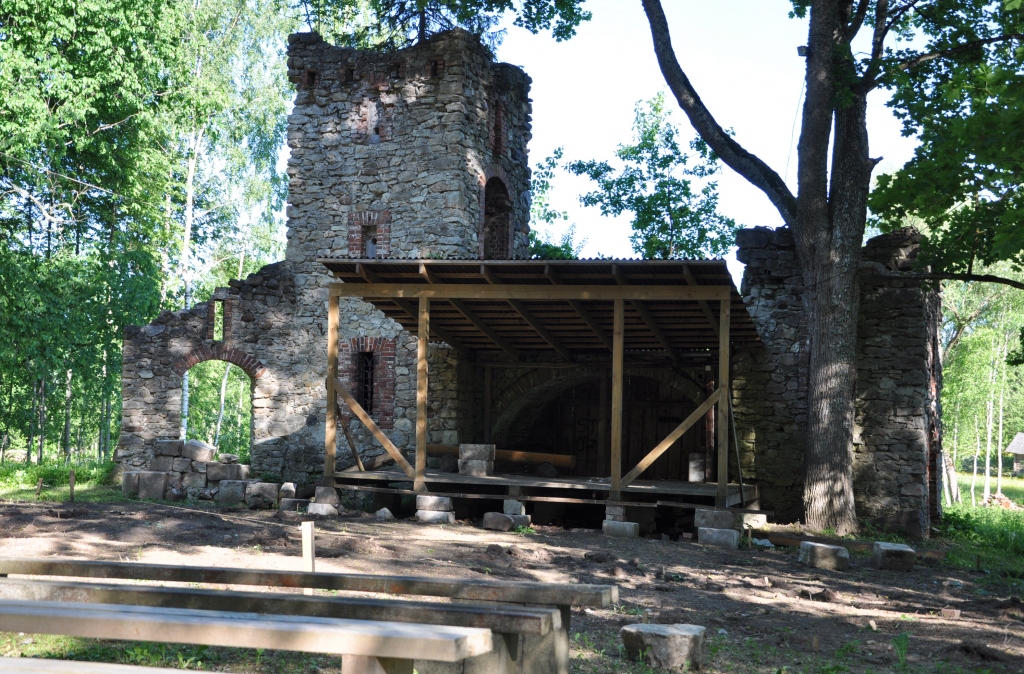 Kurmenes parka estrāde, kurā jau sākti atjaunošanas darbi.
Autors: Žanna Zālīte