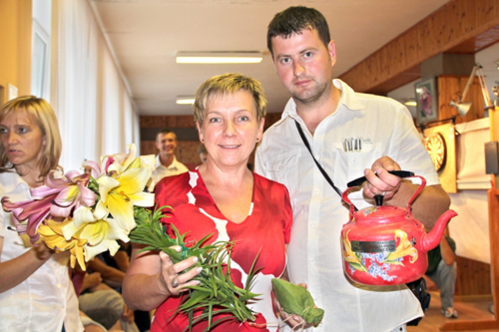 «Liliju kausa» izcīņā Vecumniekos Ingum Trušinskim un Lonijai Starei šoreiz «Čaiņika kauss». 