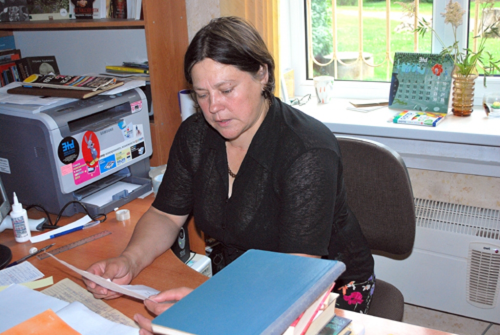 Agrita Hatkeviča, Vecsaules pagasta bibliotēkas vadītāja. 